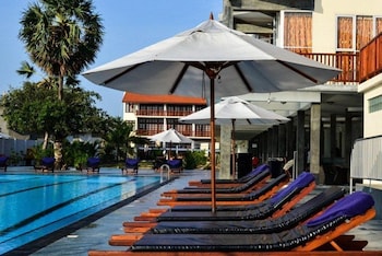 marina beach passikudah