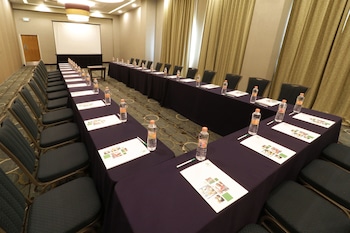 holiday inn hotel and suites hermosillo aeropuerto by ihg
