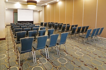holiday inn hotel and suites hermosillo aeropuerto by ihg