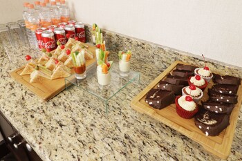 holiday inn hotel and suites hermosillo aeropuerto by ihg