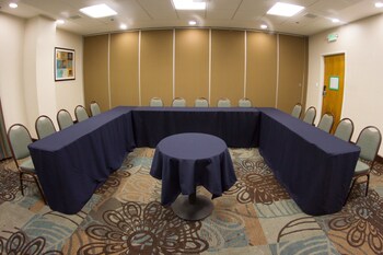 holiday inn hotel and suites hermosillo aeropuerto by ihg