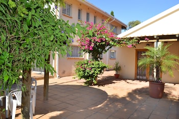 doves nest guest house