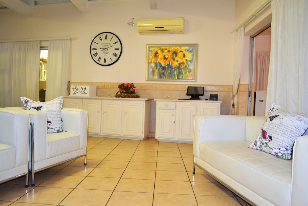 doves nest guest house