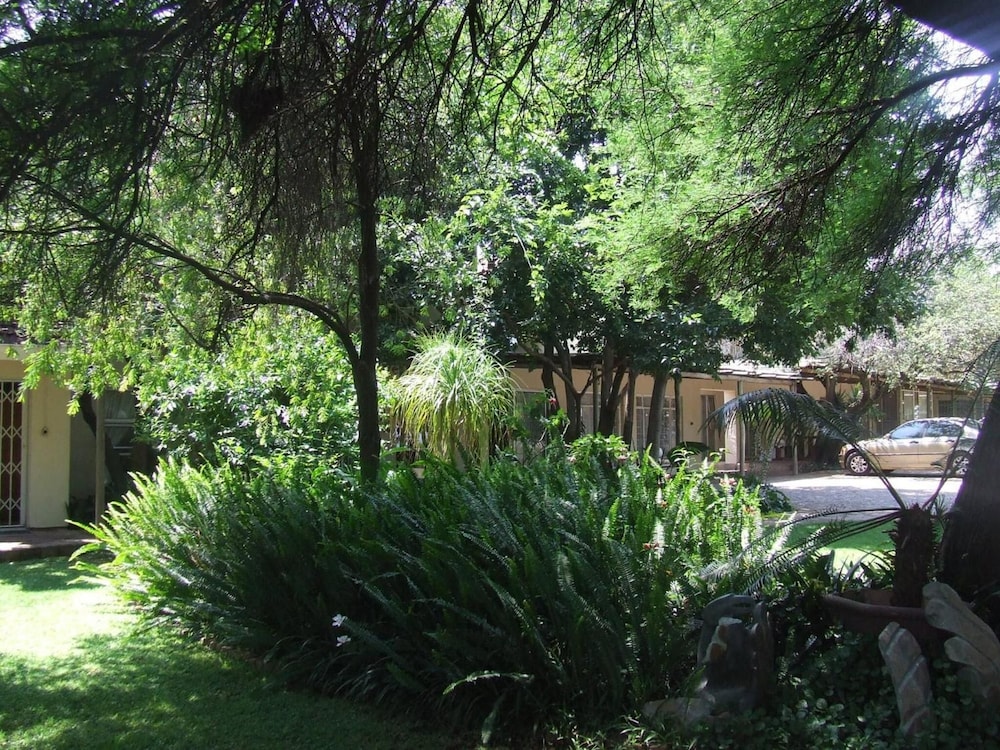 doves nest guest house