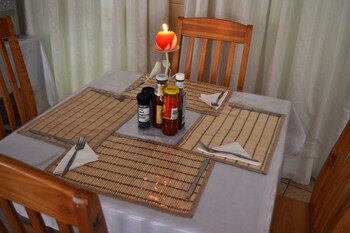 doves nest guest house