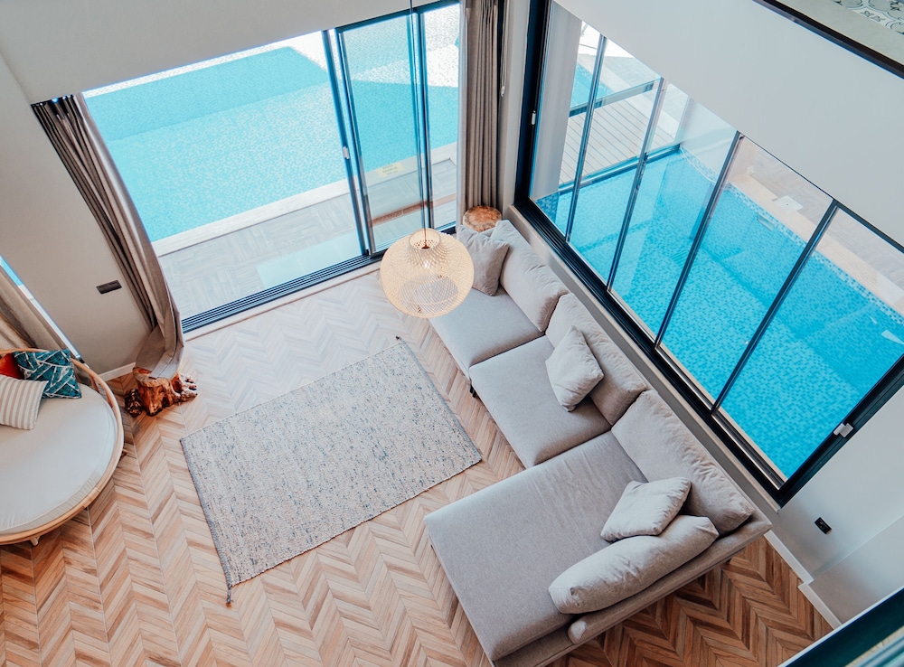 fortunella suites and villas