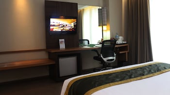 holiday inn bandung pasteur by ihg