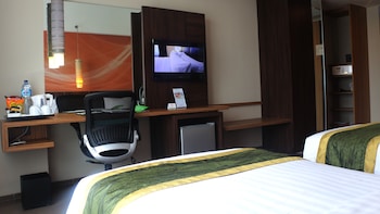 holiday inn bandung pasteur by ihg