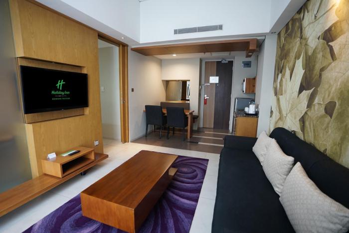 holiday inn bandung pasteur by ihg