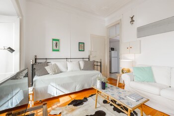 spacious bright and sunny apartment by timecooler