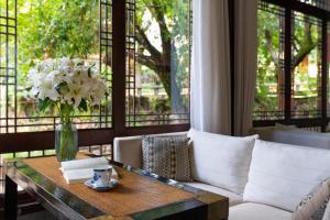 lijiang hotel junpoxuan