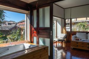 lijiang hotel junpoxuan