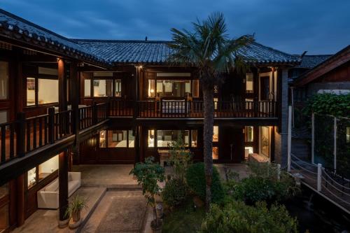 lijiang hotel junpoxuan