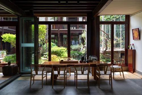 lijiang hotel junpoxuan