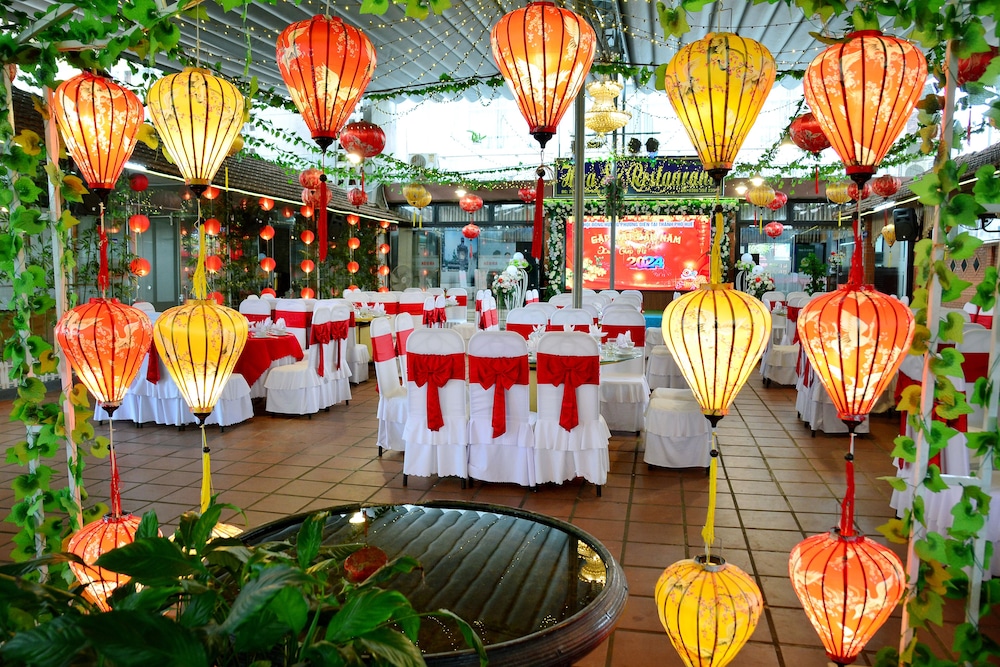 song huong hue hotel