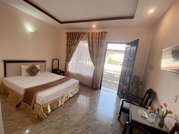 song huong hue hotel