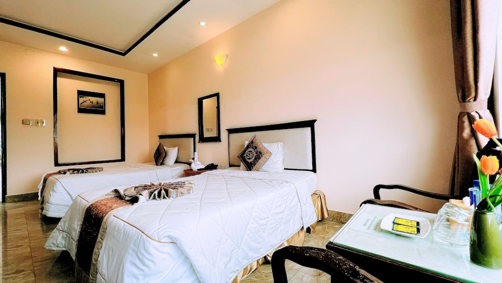 song huong hue hotel