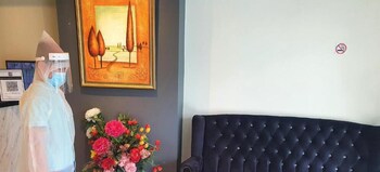 De Uptown Hotel Ss2, Pj,,2 star