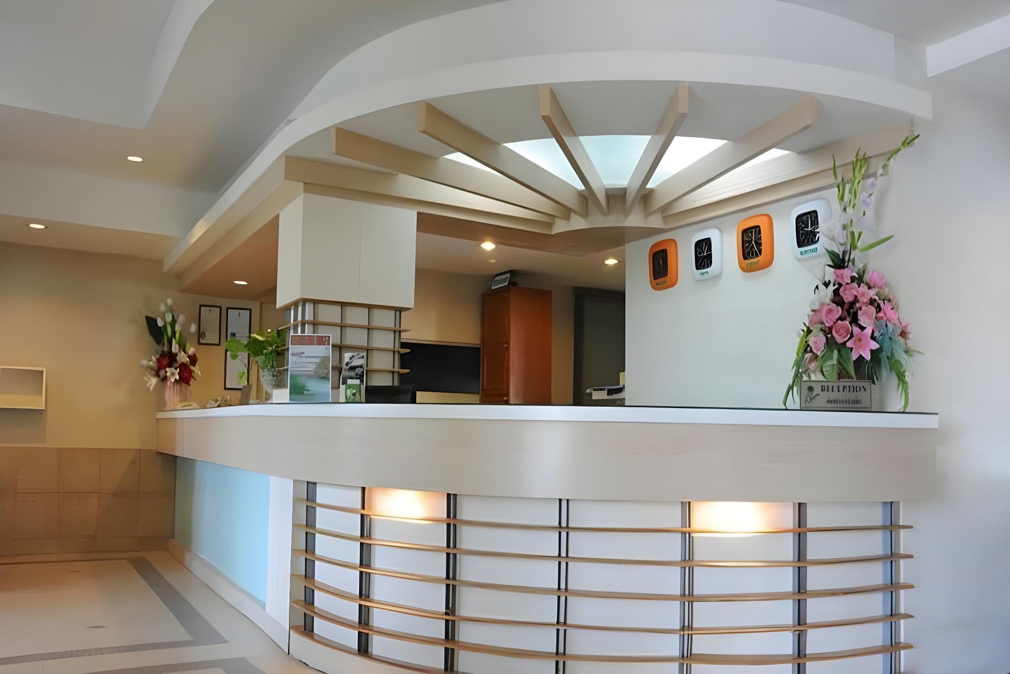 bangsaen villa hotel