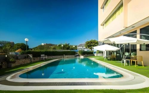 bangsaen villa hotel