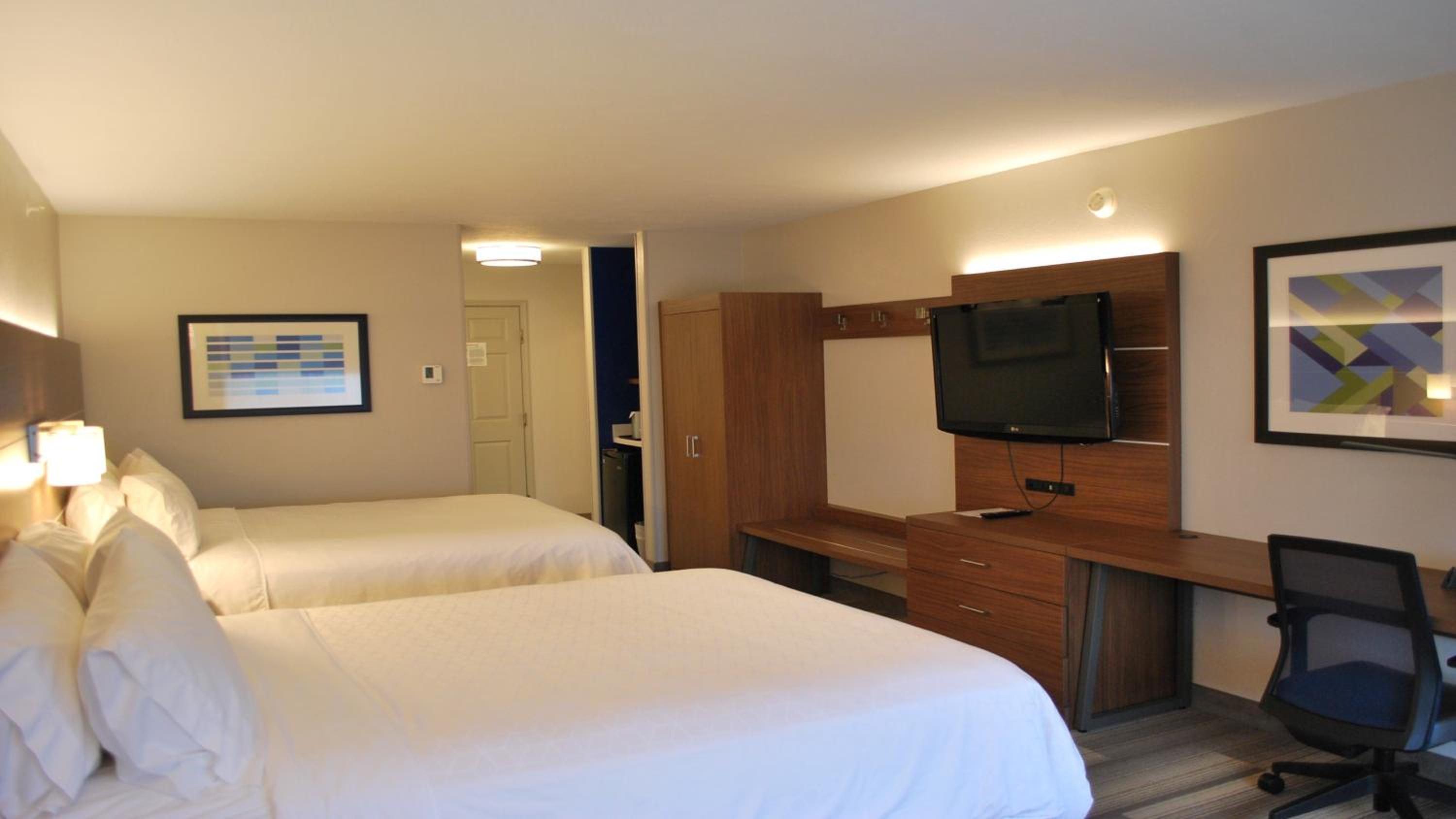 holiday inn express and suites indianapolis north