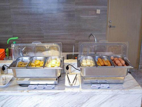 kyriad marvelous hotel haerbin west high speed railway station wanda