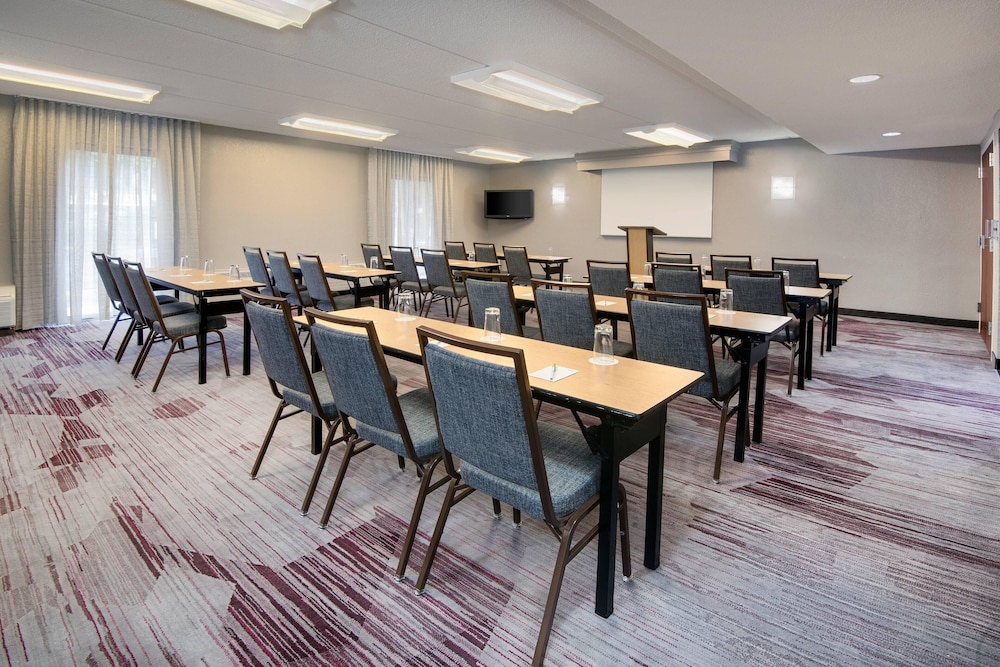 courtyard by marriott savannah midtown