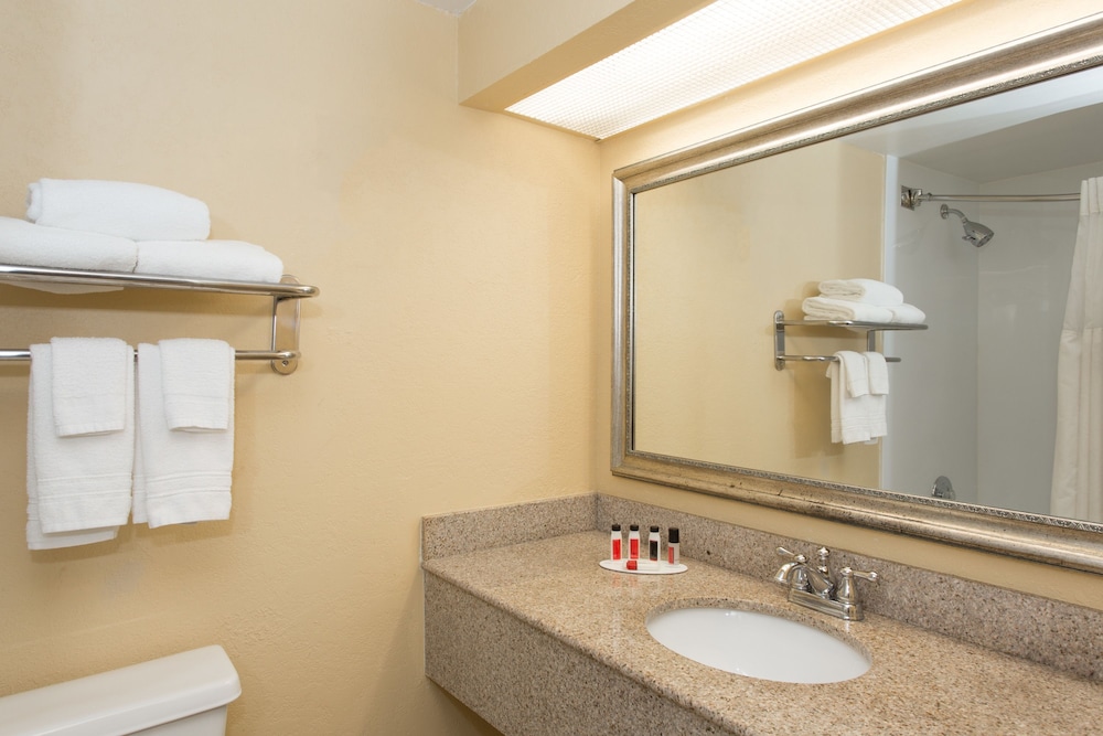 88 palms hotel and event center
