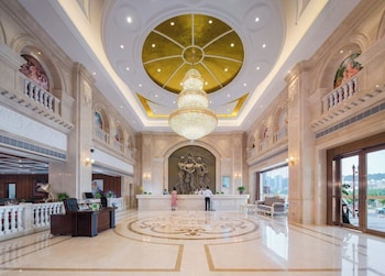 vienna international hotel zhangjiajie high speed railway station