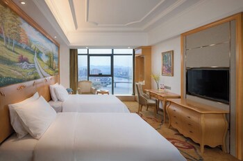 vienna international hotel zhangjiajie high speed railway station