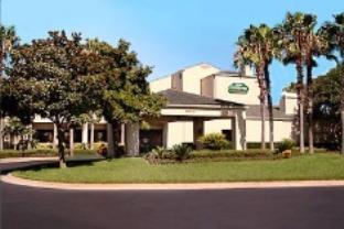 Courtyard By Marriott Orlando International Dr / Conv Cntr,8600 Austrian Ct,3 star