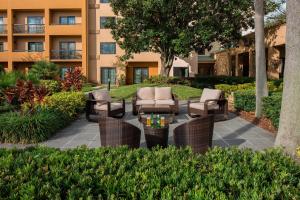 courtyard by marriott orlando international dr conv cntr