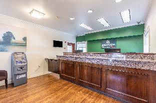 Hometowne Studios By Red Roof Orlando - Casselberry,Fern Park>>Casselberry,2 star