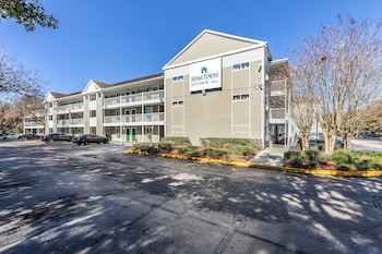 hometowne studios by red roof orlando casselberry