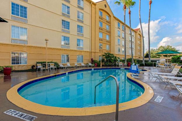 la quinta inn and suites by wyndham orlando airport north