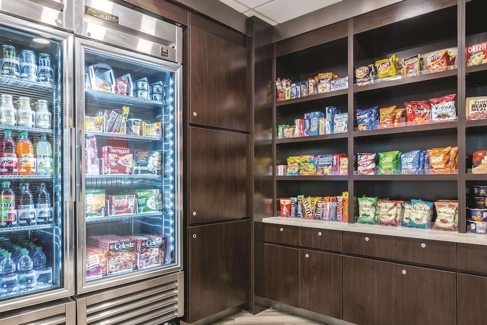 la quinta inn and suites by wyndham orlando airport north