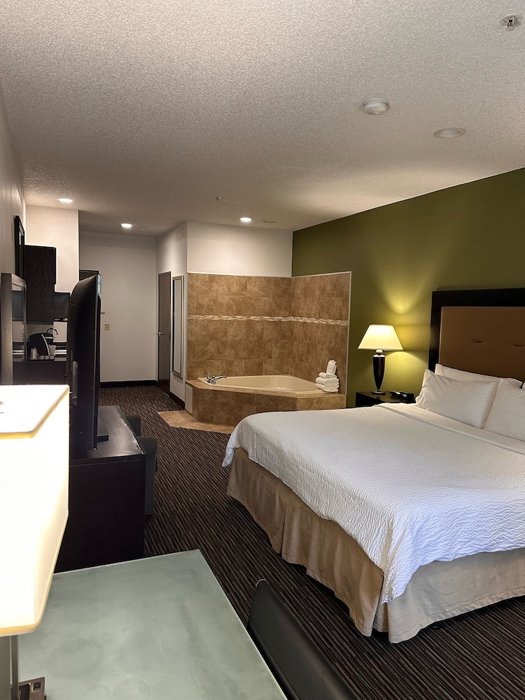 holiday inn express and suites chicago deerfield lincolnshire by ihg