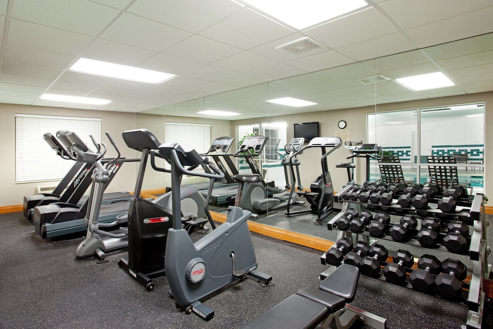 holiday inn express and suites chicago deerfield lincolnshire by ihg