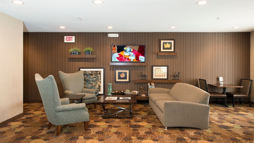 holiday inn express and suites chicago deerfield lincolnshire by ihg