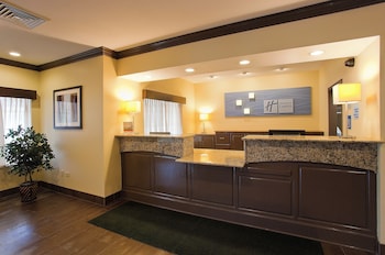 Holiday Inn Express & Suites Chicago-Deerfield/Lincolnshire By Ihg,Deerfield>>Chicago,3 star