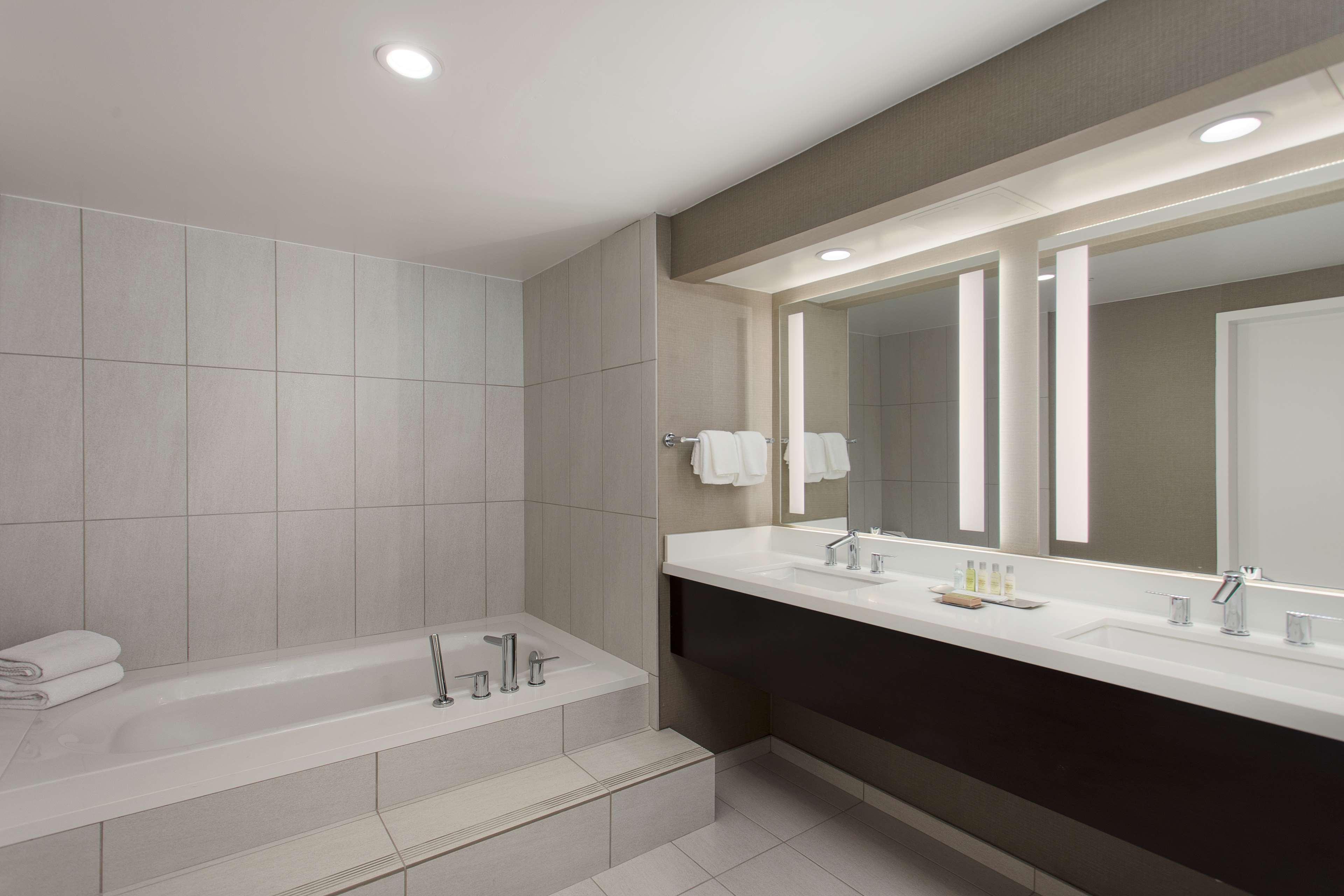 doubletree by hilton los angeles norwalk