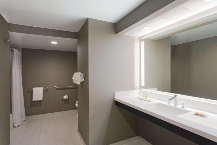 doubletree by hilton los angeles norwalk