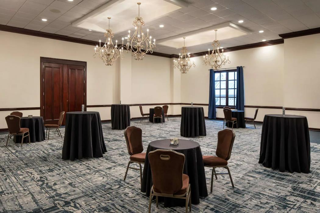 embassy suites by hilton new orleans