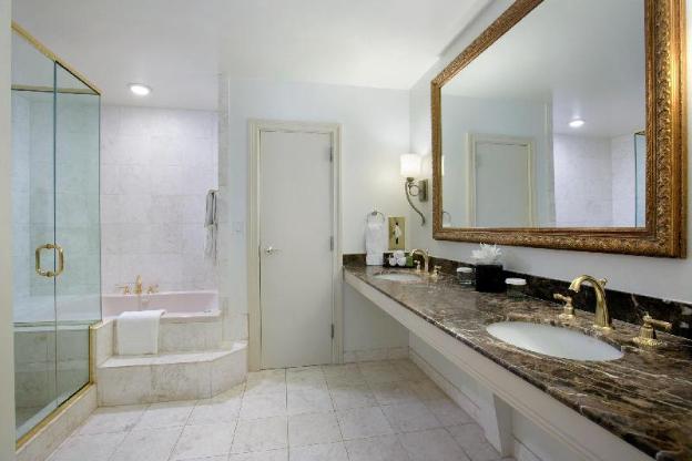 embassy suites by hilton new orleans