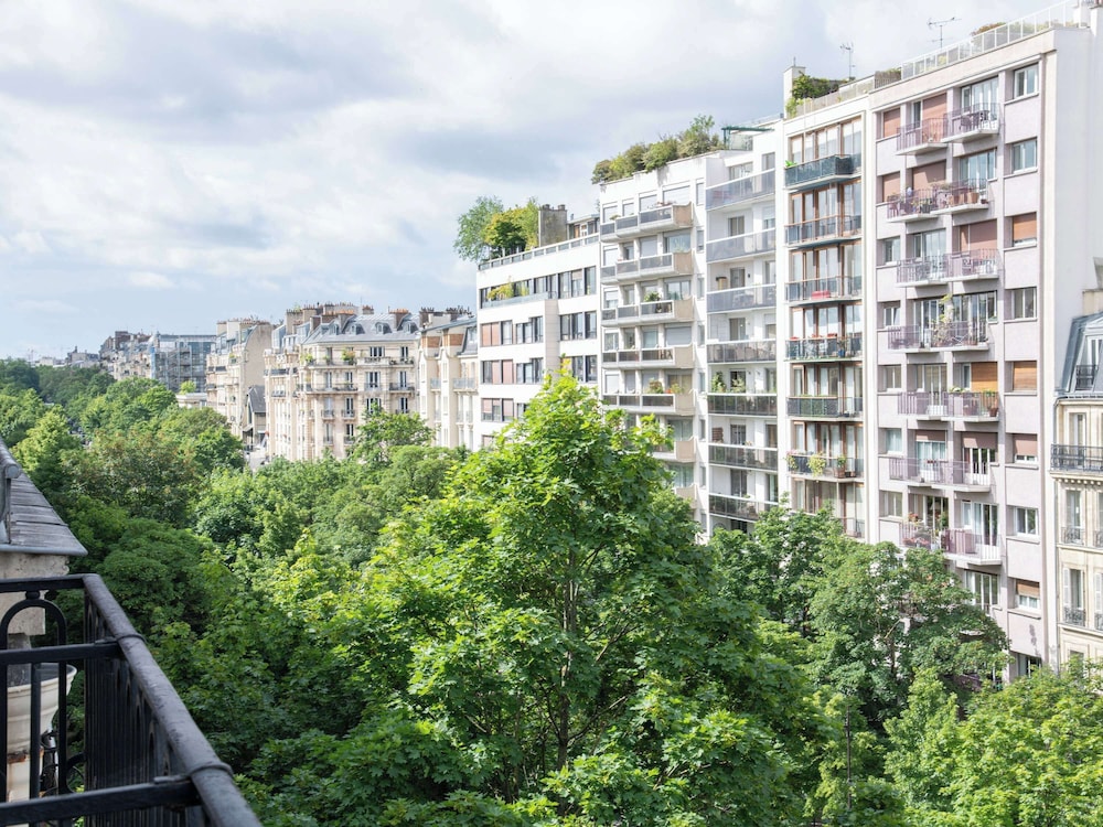 mercure paris montparnasse raspail