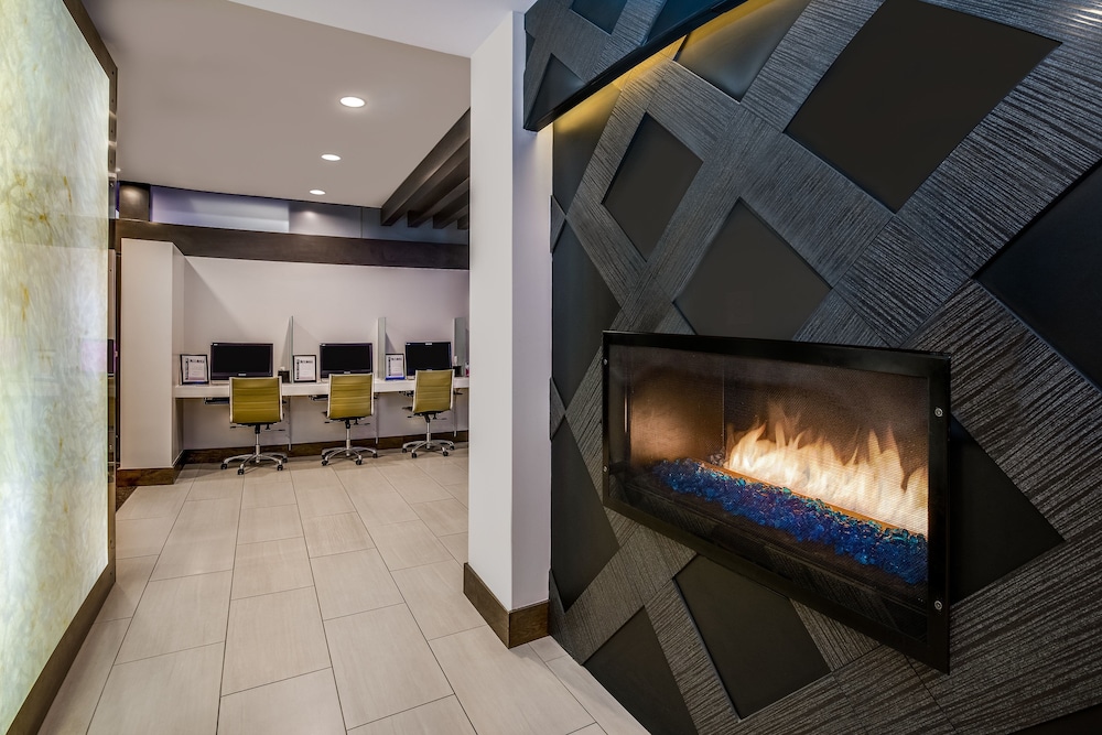 crowne plaza seattle downtown by ihg