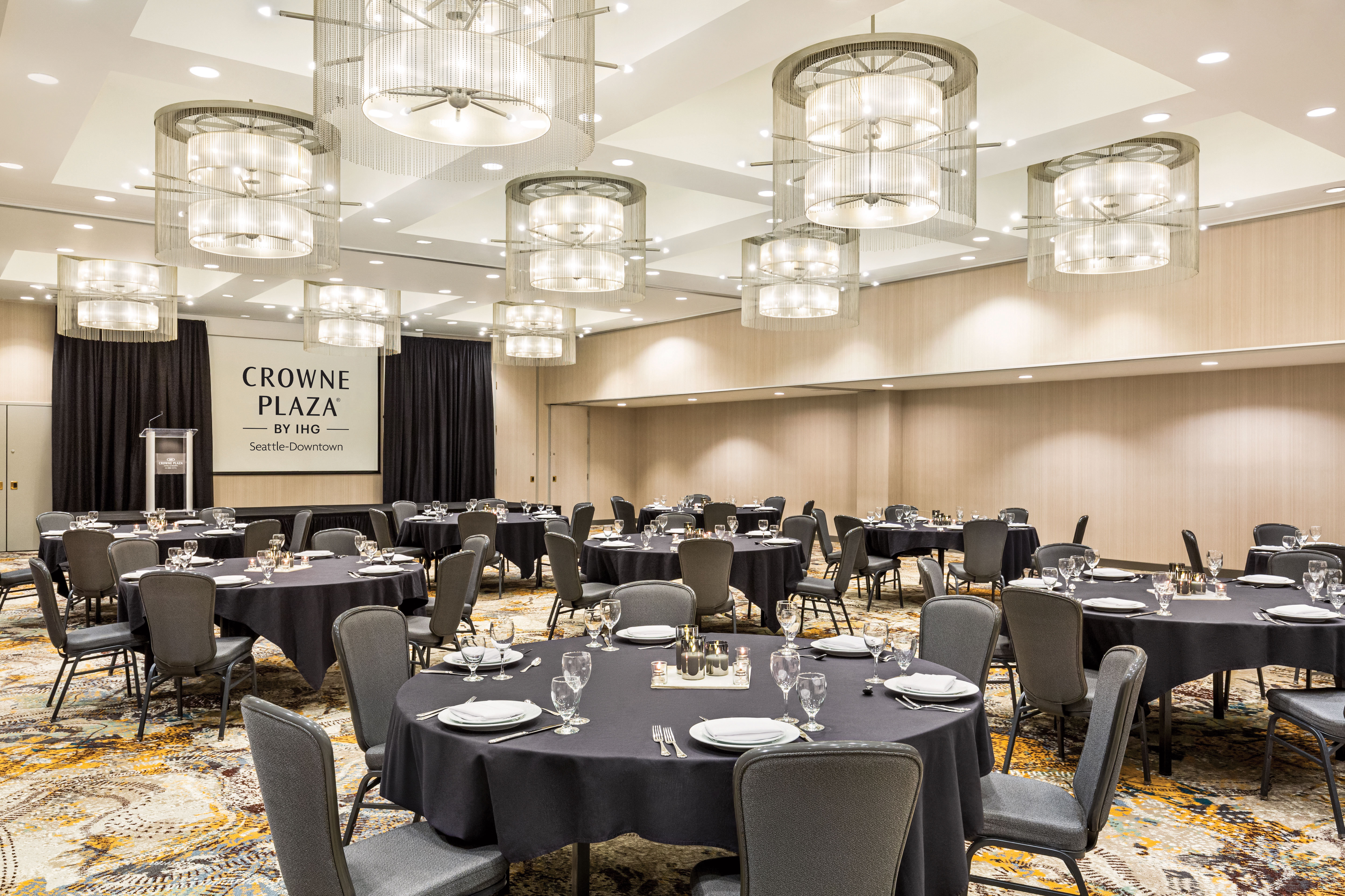 crowne plaza seattle downtown by ihg