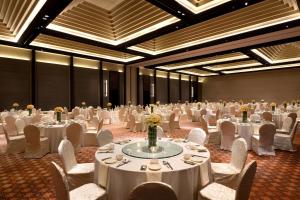 shangri la resort shangri la