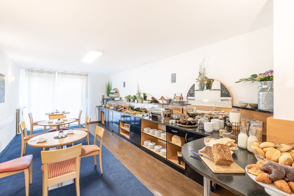 acora hotel und wohnen duesseldorf