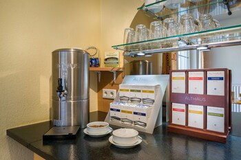 Acora Hotel Und Wohnen Duesseldorf,,3 star